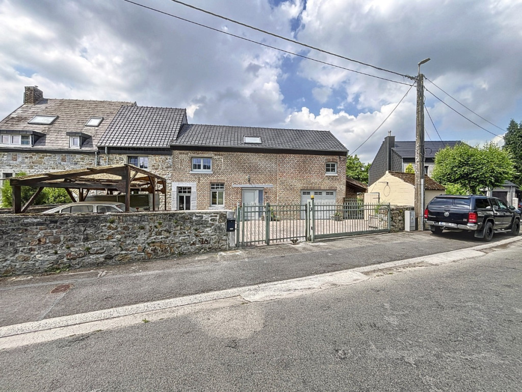 Rue Chaumont - 37 - - 4480