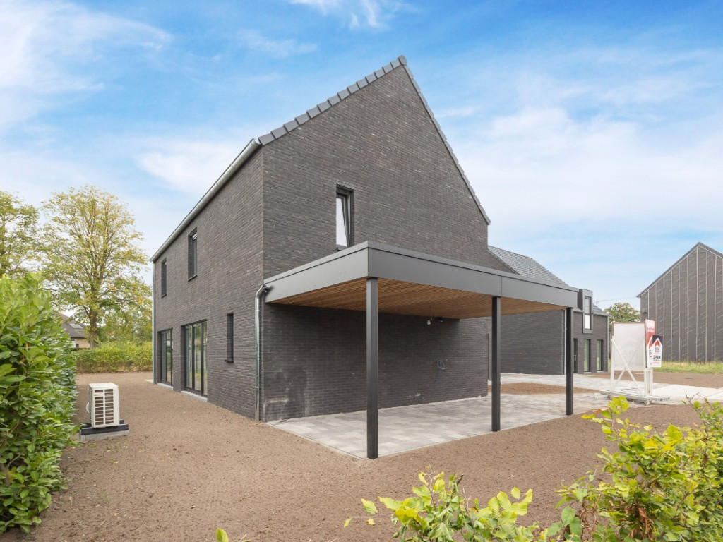 Ti Van Schellestraat - 14-15-16 - - Lot 101 - 2323