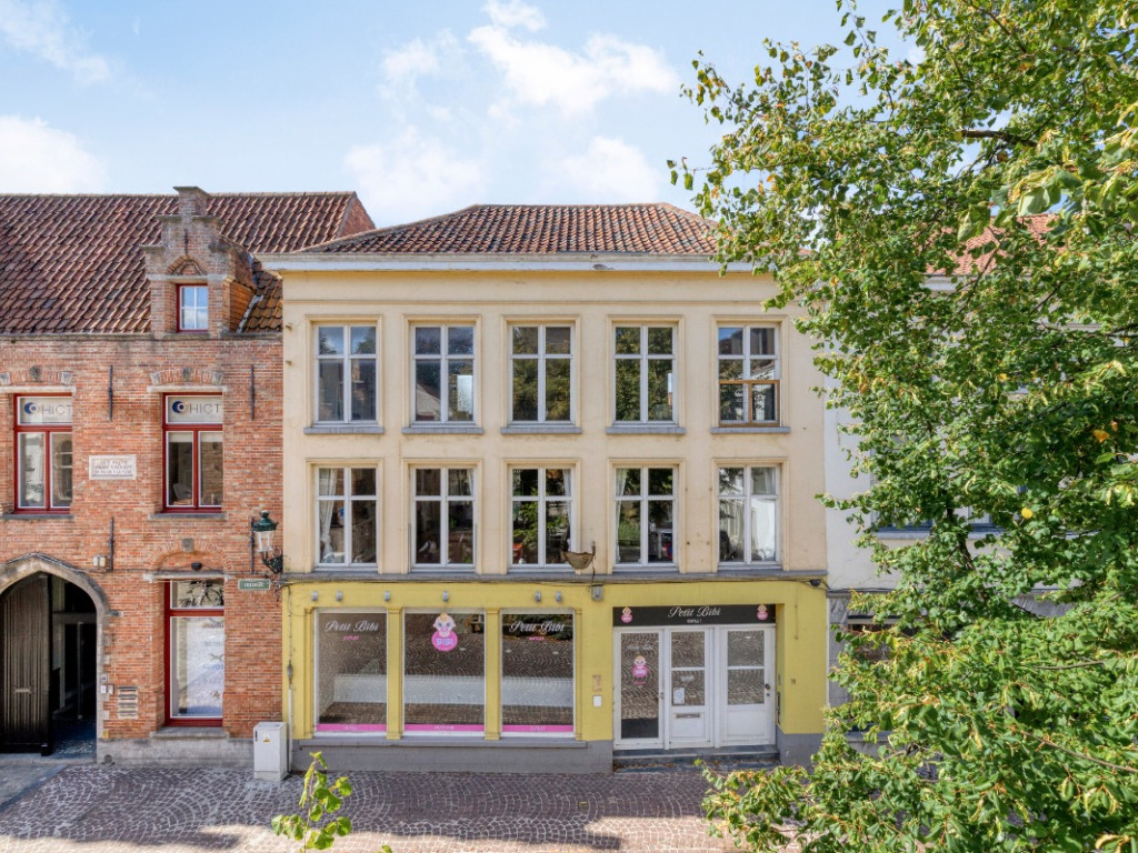 Ezelstraat - 71 - - 8000