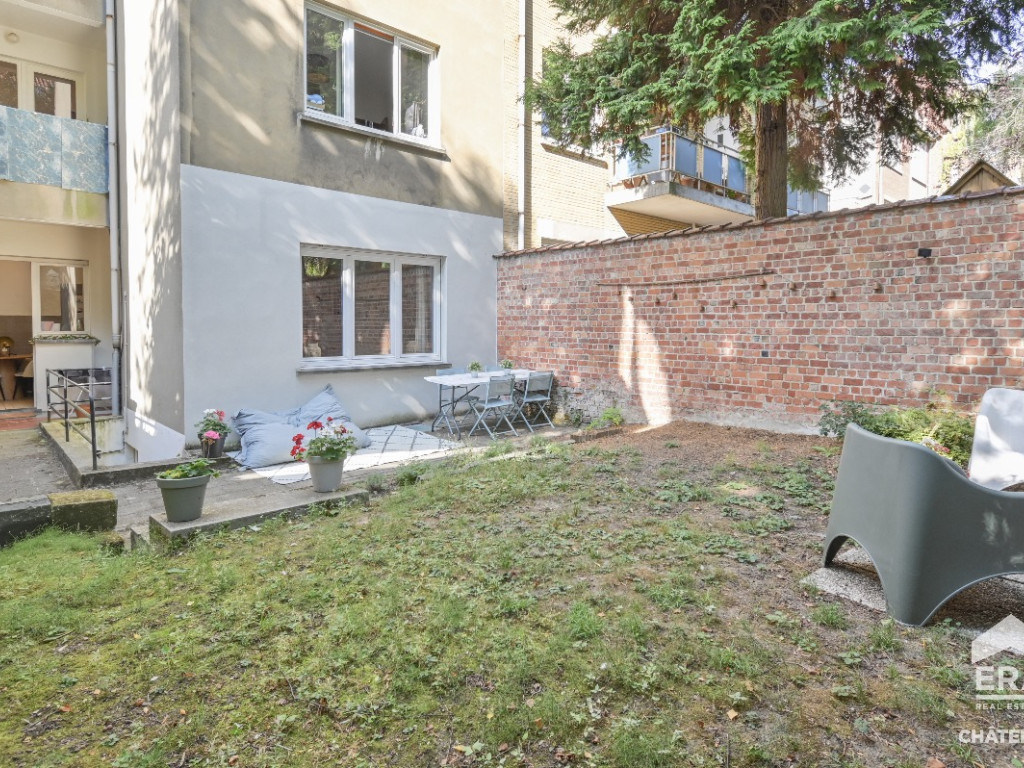 Square Robert Goldschmidt - 28 - REZ - 1050