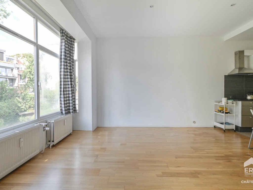 Rue de Hennin - 79 - - 1050