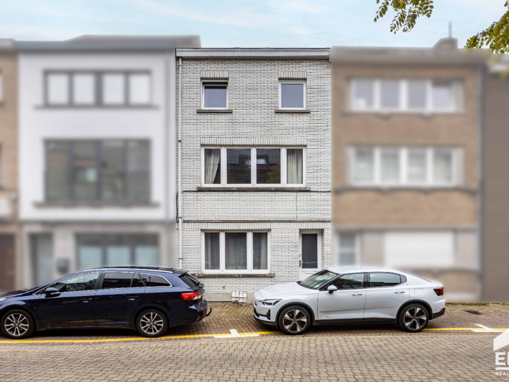 Posthoornstraat - 62 - - 9300