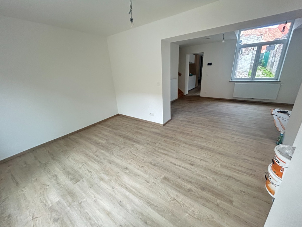 Stationstraat - 120 - - 8890