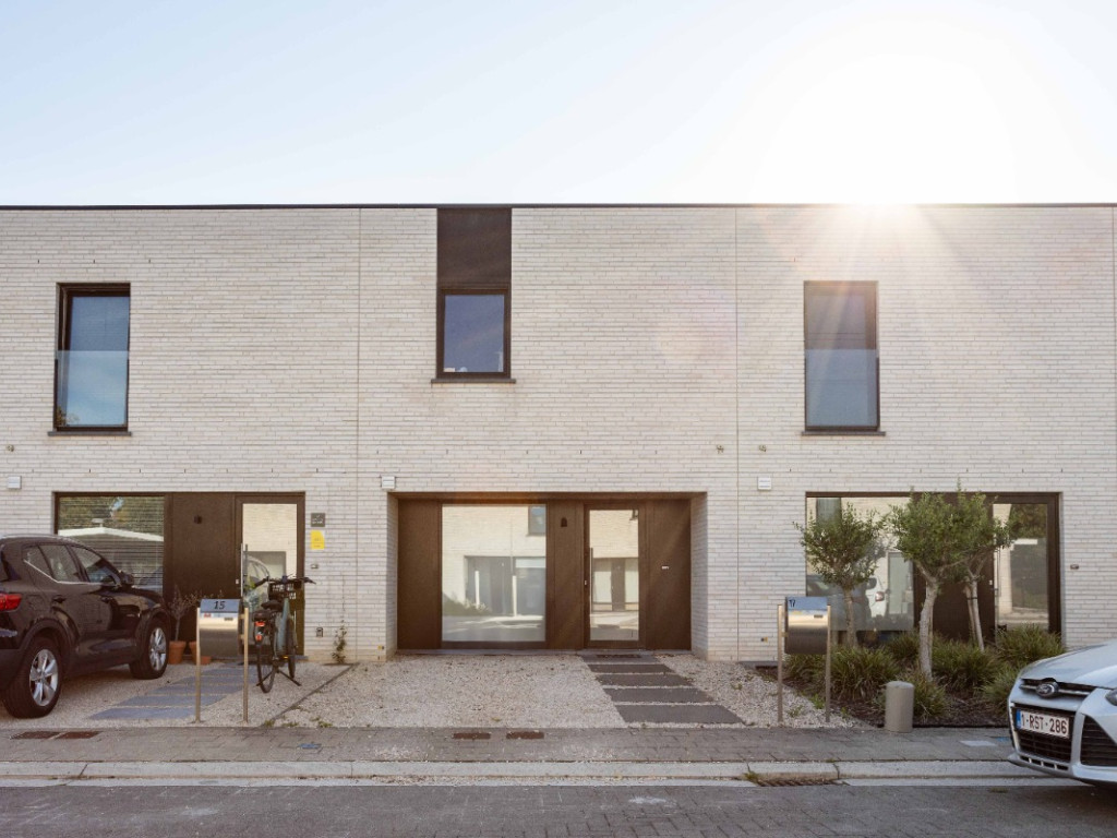 Stekelbaarsstraat - 17 - - 8501