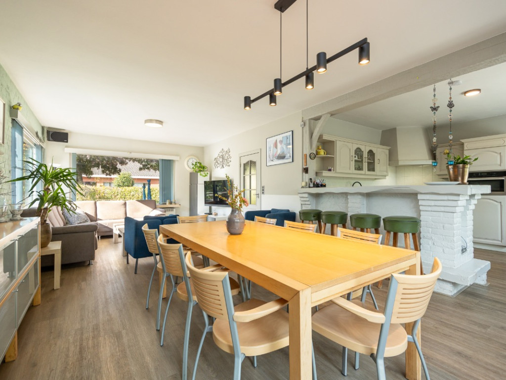 Monseigneur Eestermansstraat - 3 - - 2328