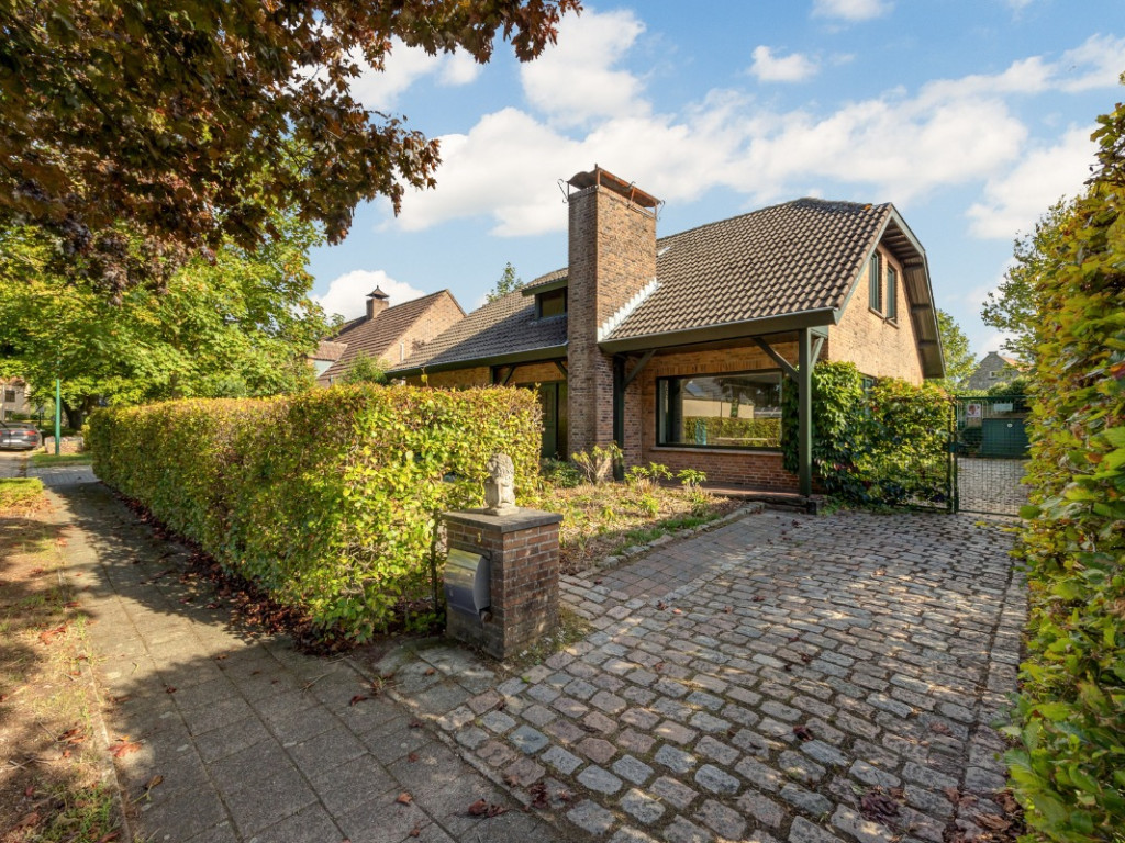 Monseigneur Eestermansstraat - 3 - - 2328