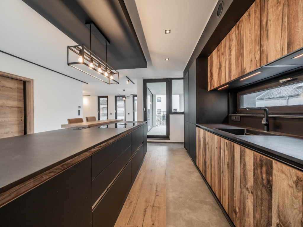 Rue Saint-Pierre - 8C - - 6600