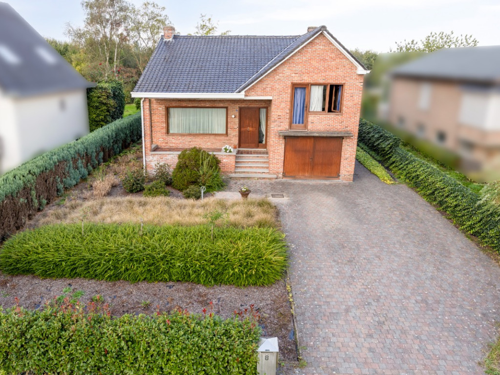 Oude Heerestraat - 8 - - 2360
