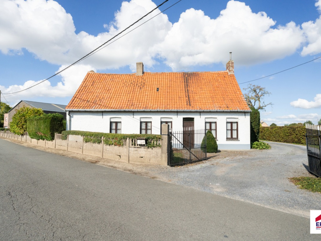 Vaartstraat - 4 - - 8780