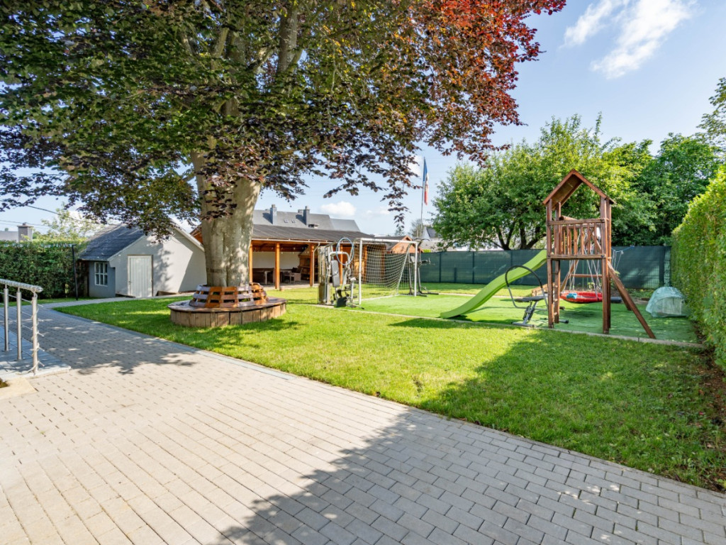 Rue Bovesse - 28 - - 6791
