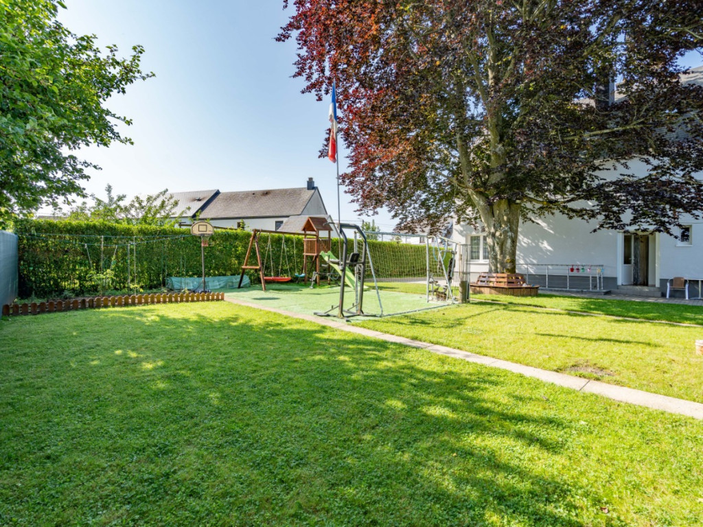 Rue Bovesse - 28 - - 6791