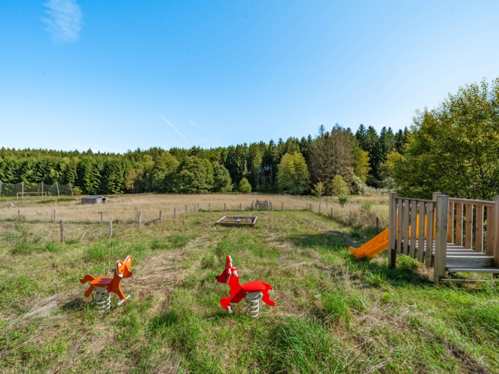 Honvelez - 34B - - 6670