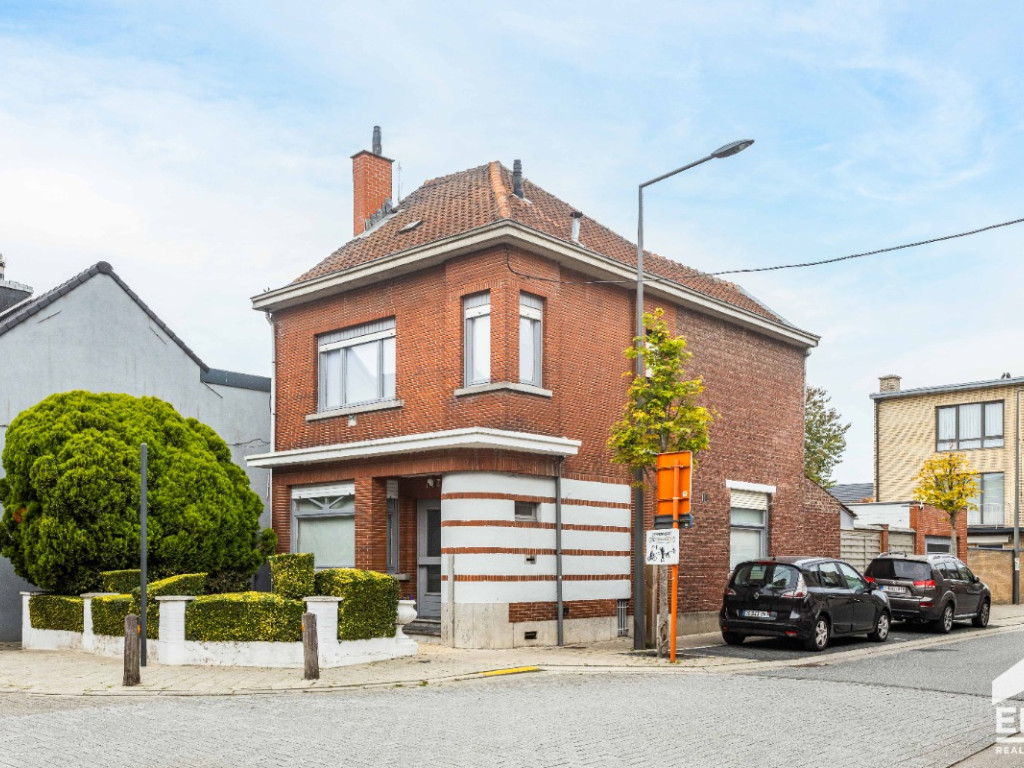 Van Lierdestraat - 30 - - 9470