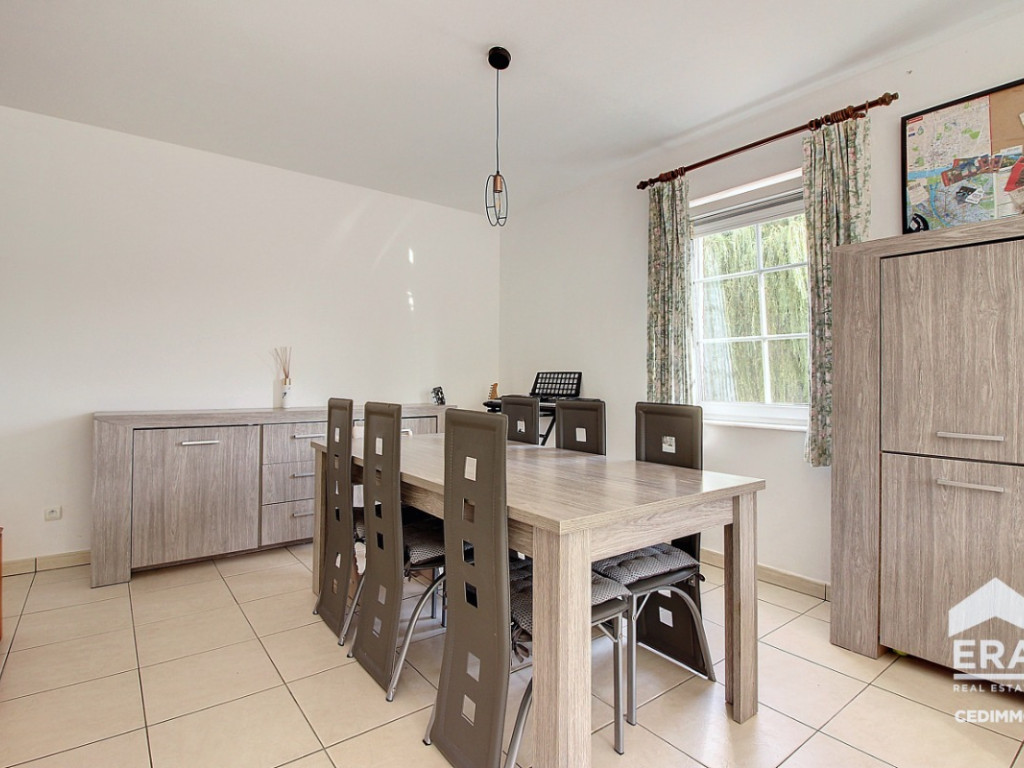 Rue Raymond Luycx - 79 - - 1480