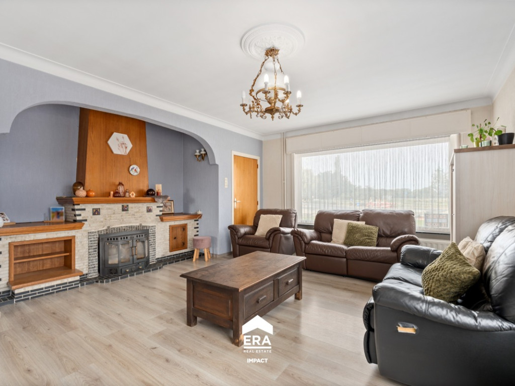 Steenweg op Kleine Brogel - 77 - - 3950