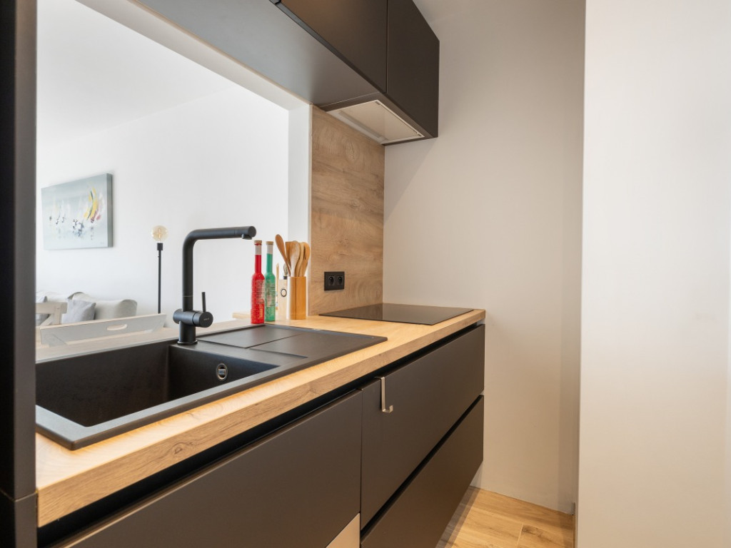 Zeedijk-Heist - 104 - 43 - 8301