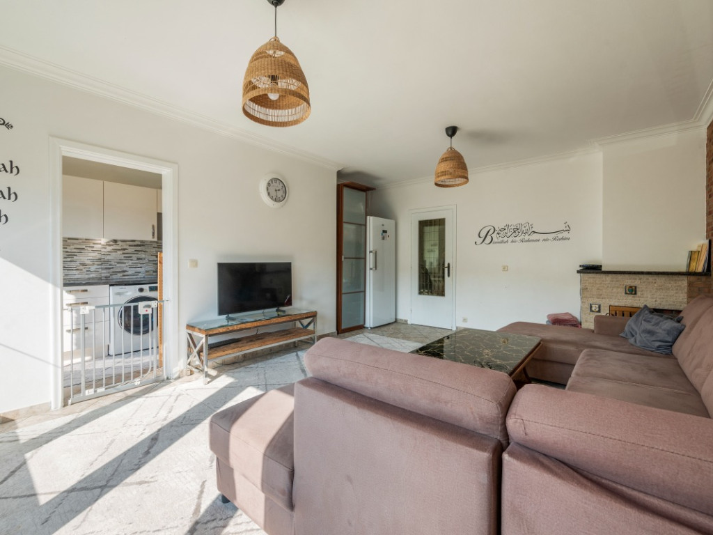 Lambert Briesstraat - 34 - - 2600