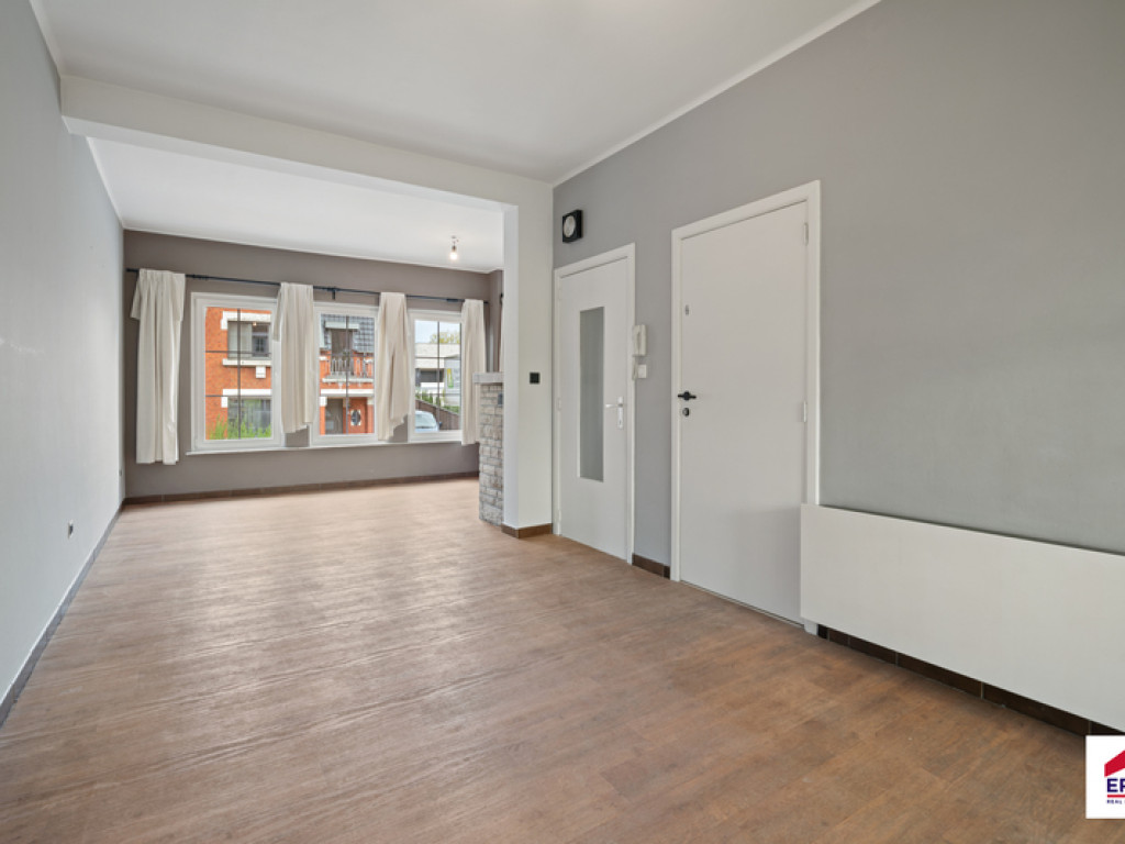 Bodegemstraat - 16 - - 1701
