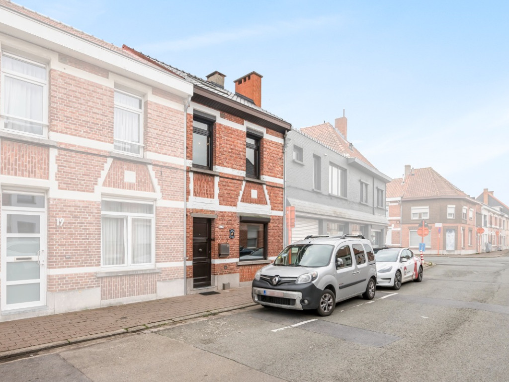Peter Benoitstraat - 17 - - 9100