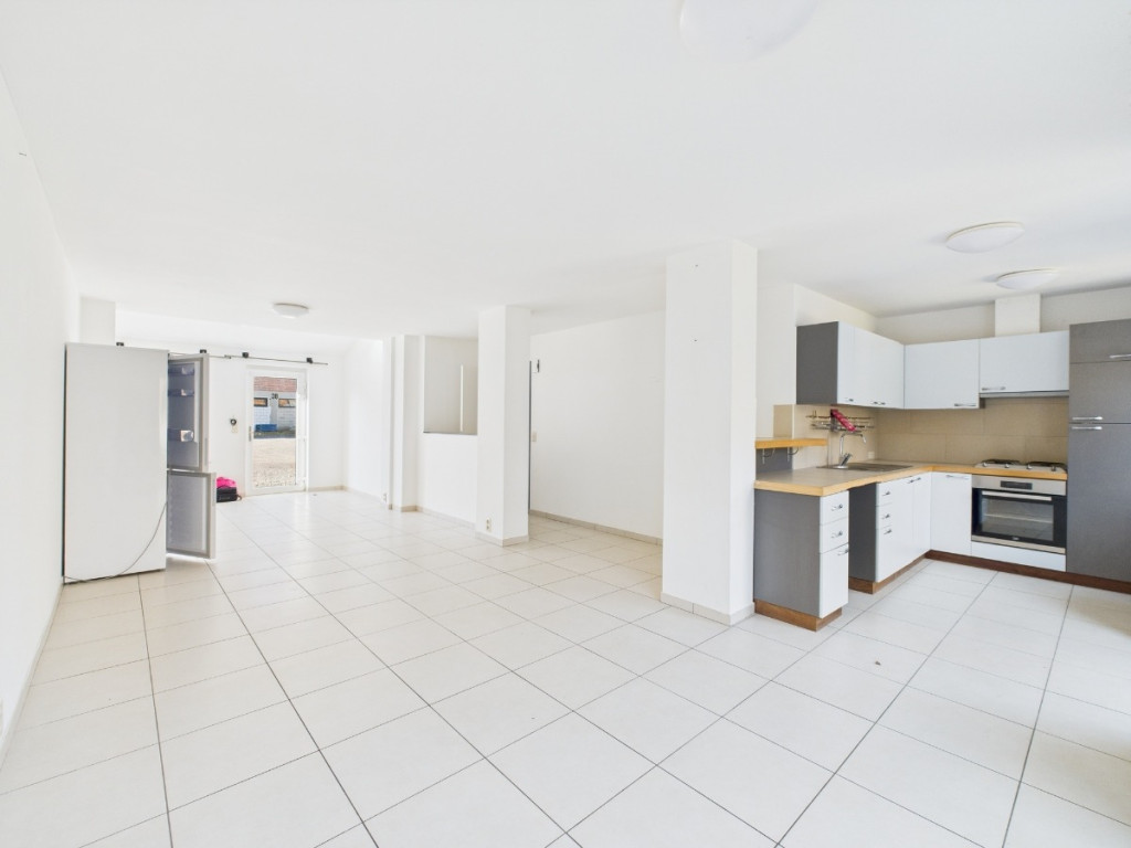 Happe - 8 - C - 5590