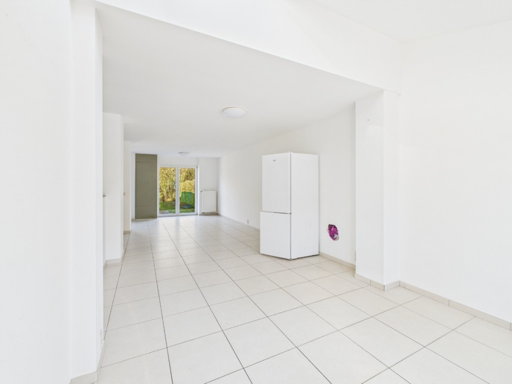 Happe - 8 - C - 5590