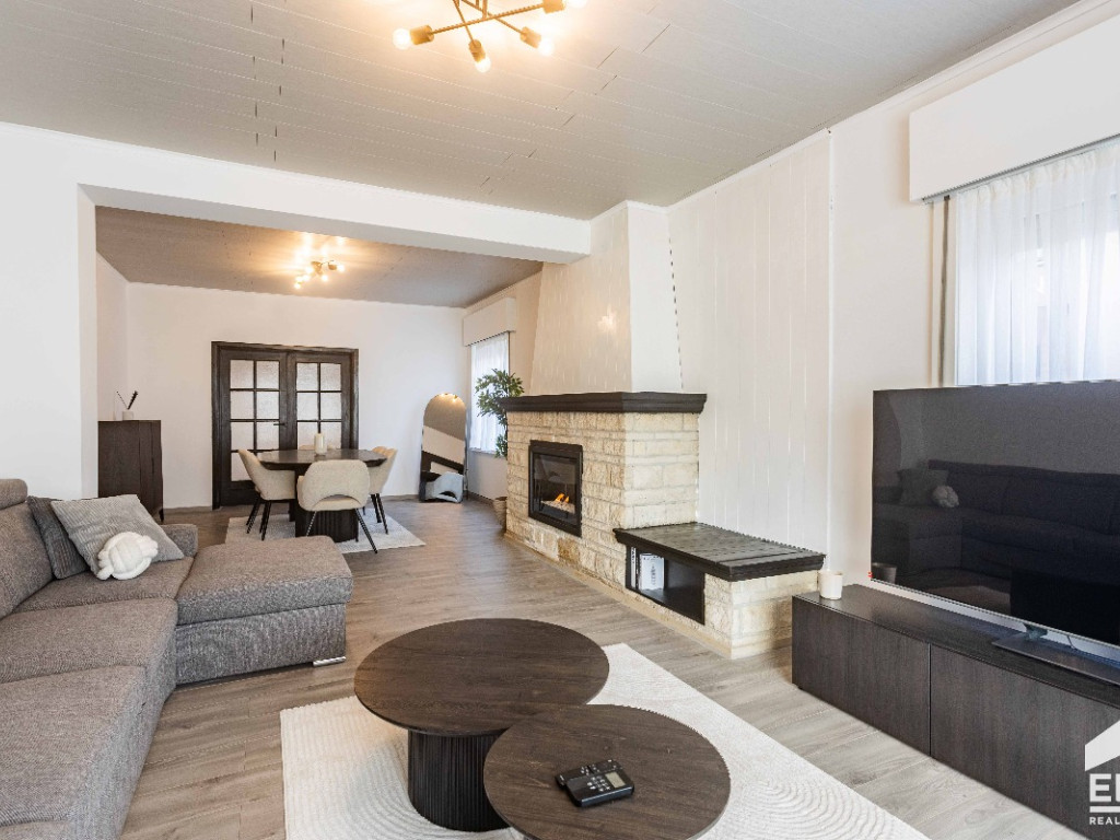 Beekstraat - 98 - - 9450