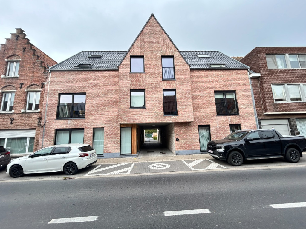 Dadizeelsestraat - 18 - 0102 - 4 - 8890