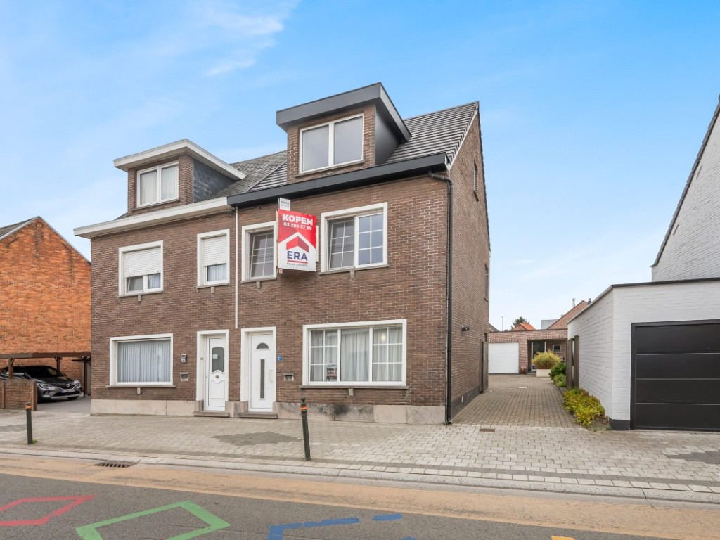 Veerstraat - 21 - - 9290