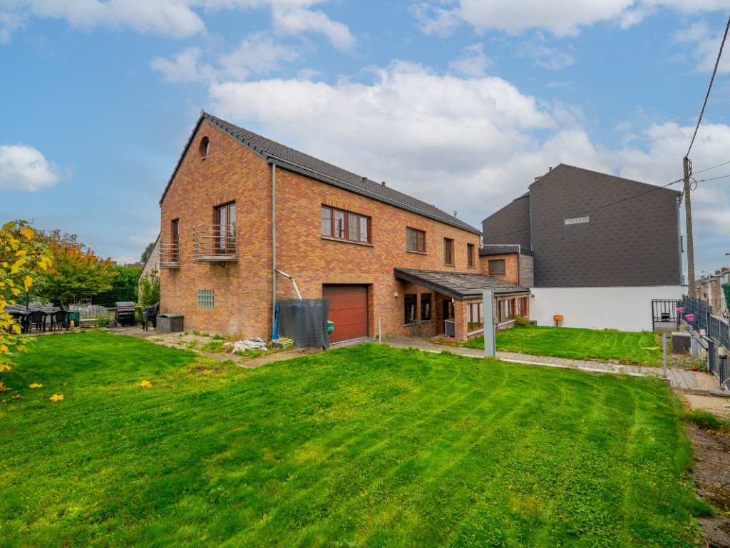 rue de la Bruyère - 116 - - 4100