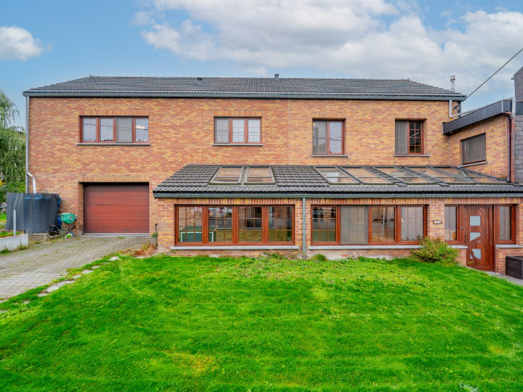 rue de la Bruyère - 116 - - 4100