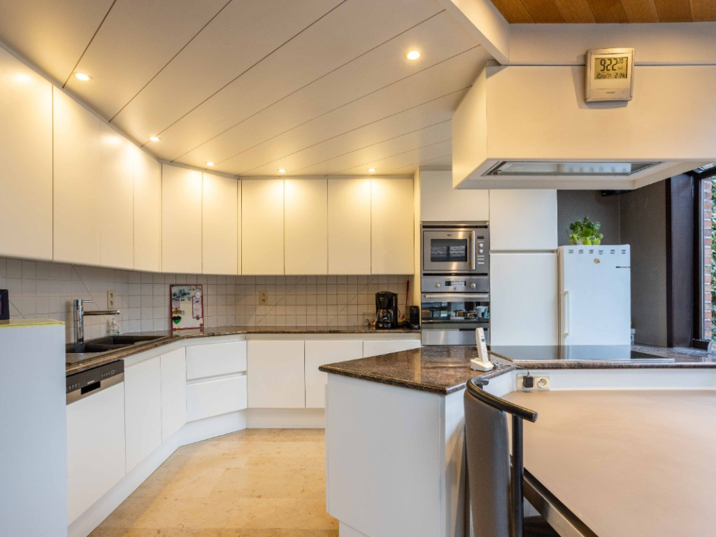 Kortrijksesteenweg - 141 - - 8530