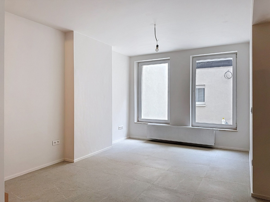 Rue Jean d'Outremeuse - 75 - 0001 - 4020