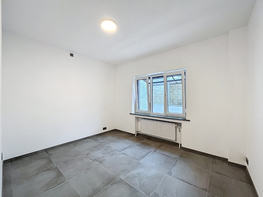 Avenue Mathieu - 53 - - 6600
