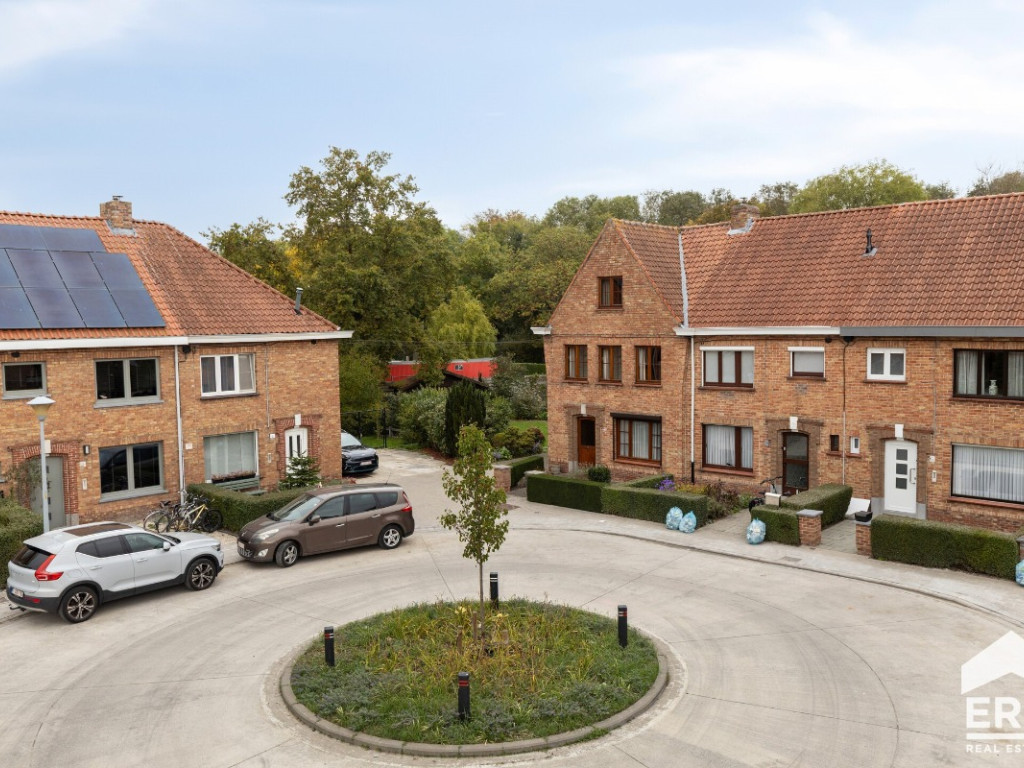 Rond Den Heerdstraat - 72 - - 8000