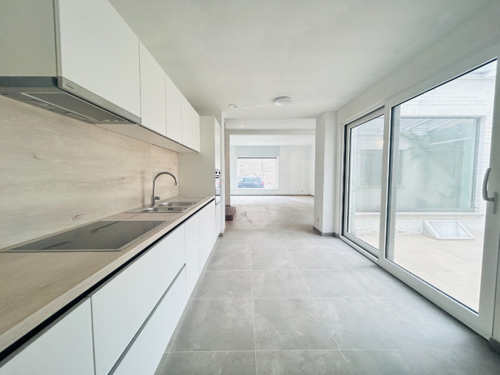 Geluveldplaats - 1 - - 8980