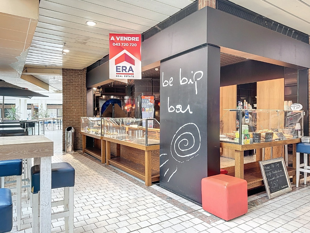 Place de la République Française - 33 - 70 - REZ R70 - 4000