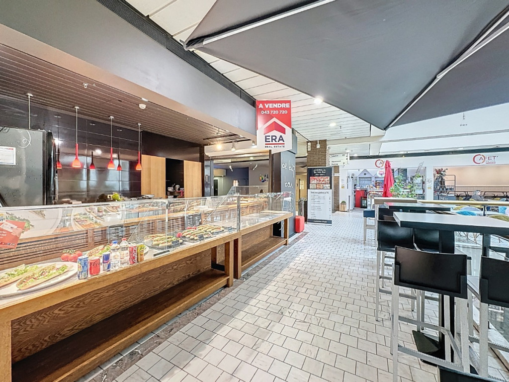 Place de la République Française - 33 - 70 - REZ R70 - 4000