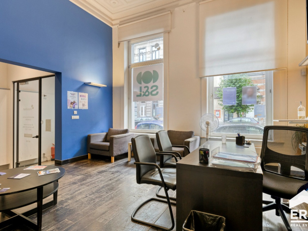 Rue de Fiennes - 77 - - 1070