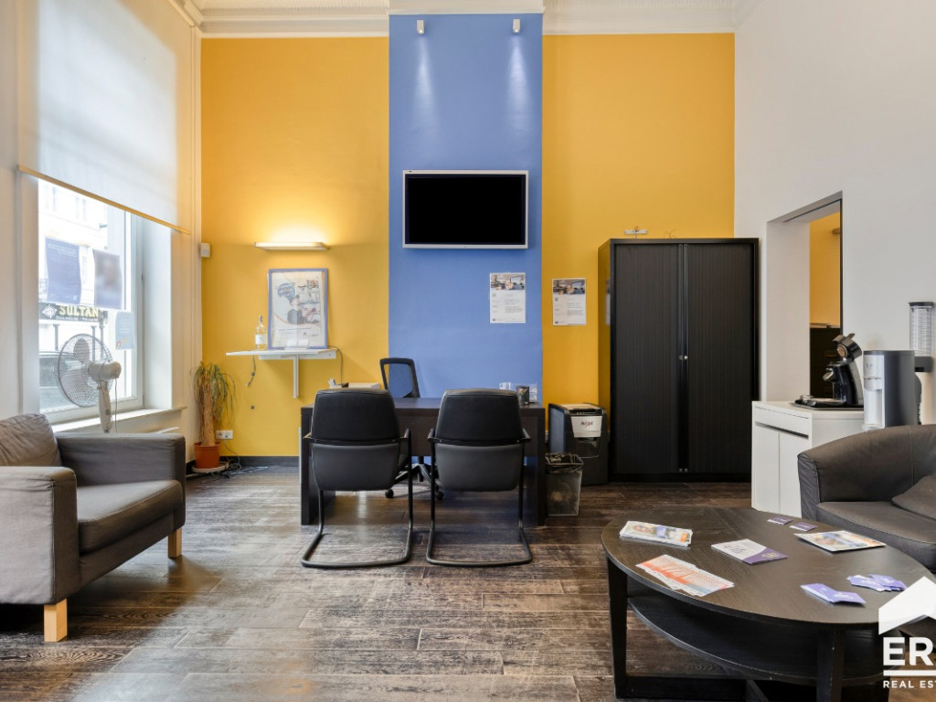 Rue de Fiennes - 77 - - 1070