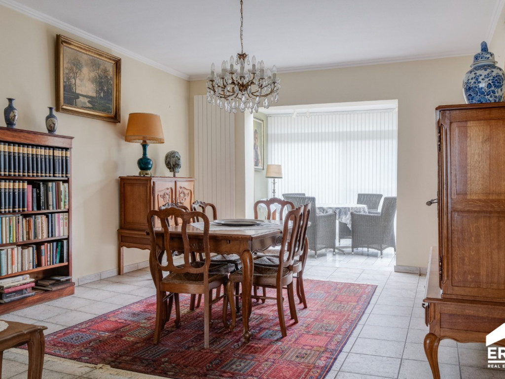 Valleilaan - 8 - - 3290