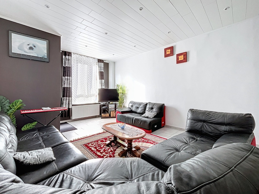 Rue des Champs du Mont - 27 - - 4102