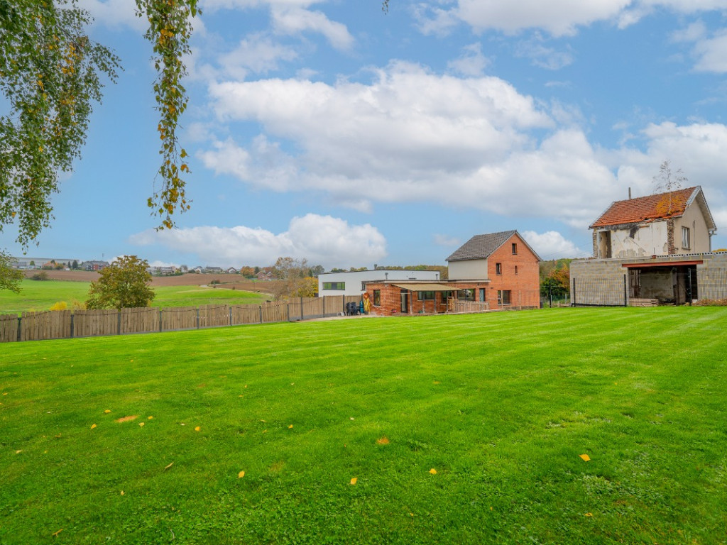 Rue de l'Arbre Saint-Michel - 347 - - 4400