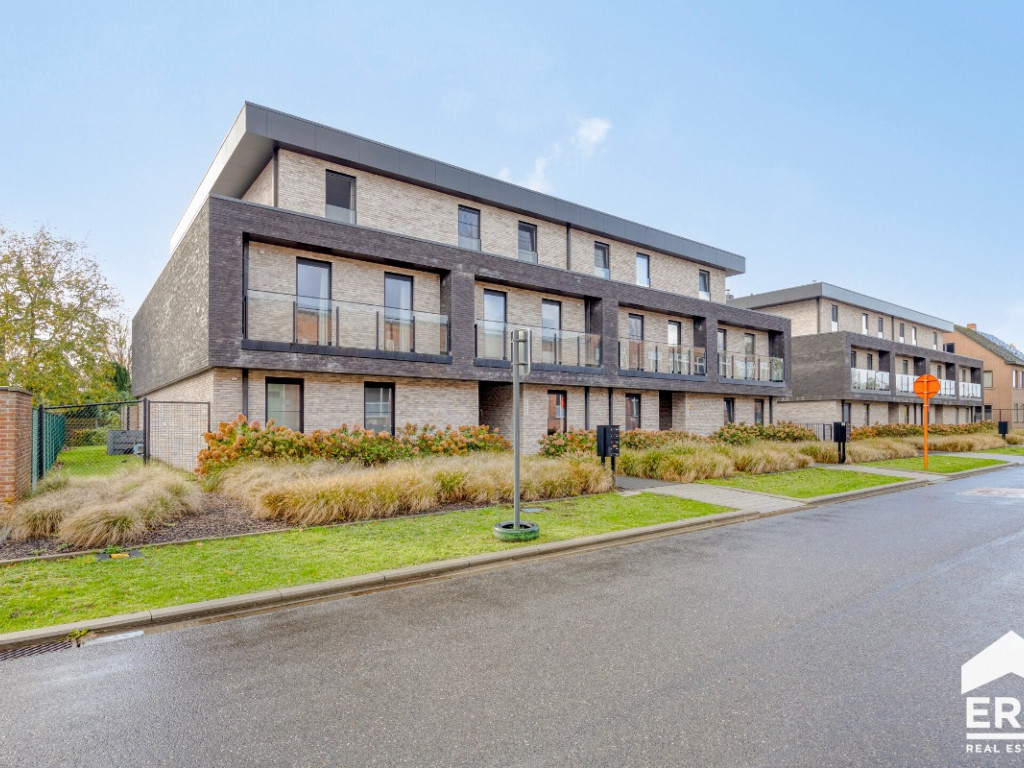 Azaleastraat - 4 - 2 - 2440