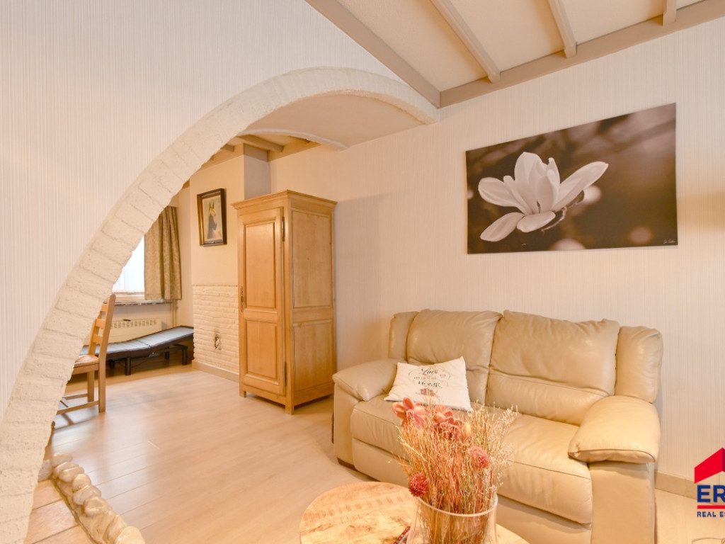 Stationsplein - 2 - - 9940