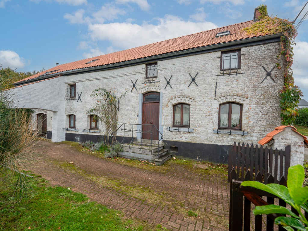 Rue du Monty - 10 - - 5032