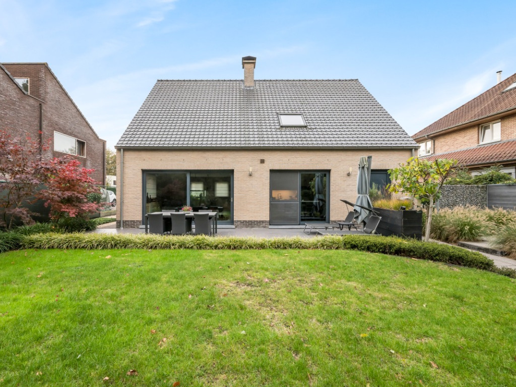 Destelwijk - 122 - - 9100