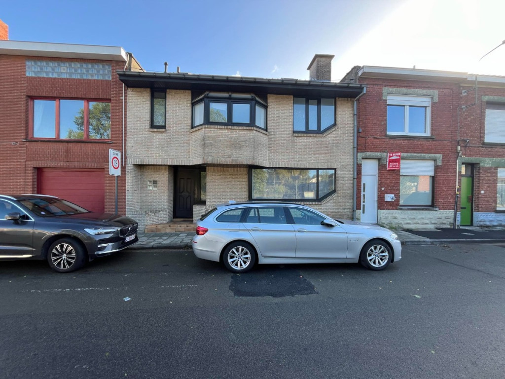 Grensstraat - 85 - - 8930