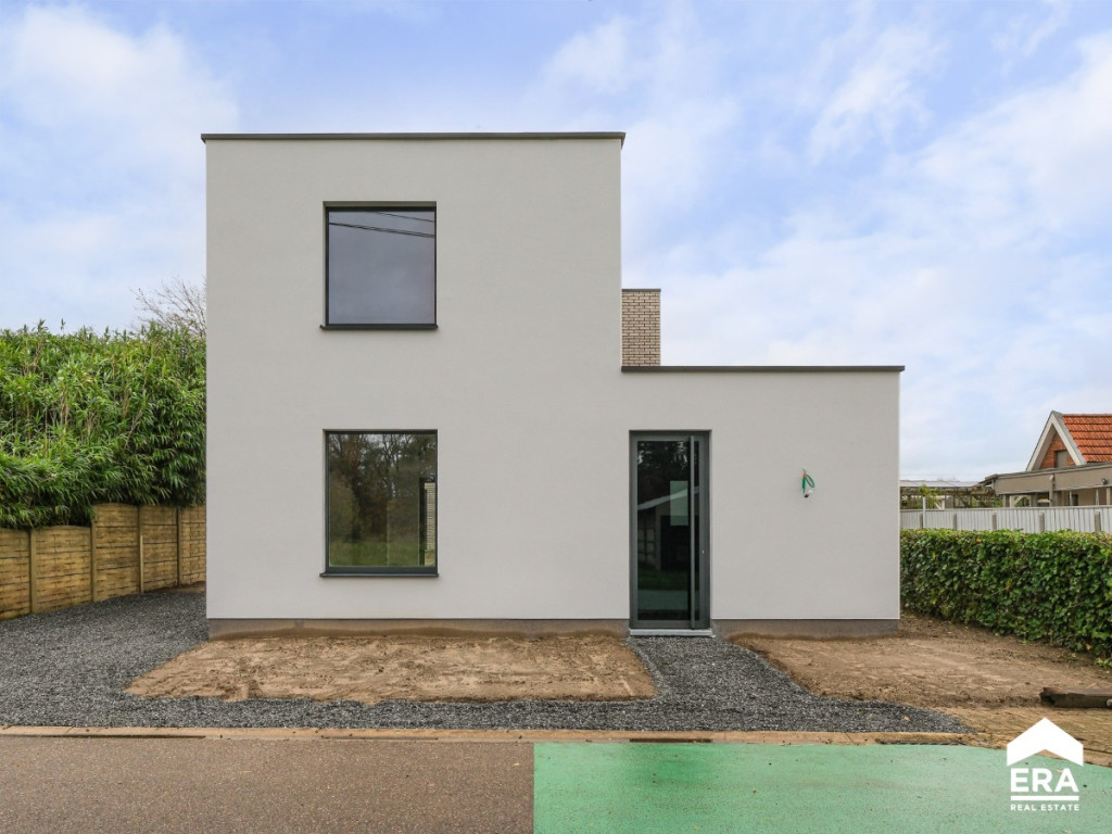 Pastoor Brissacstraat - 19 - - 3271