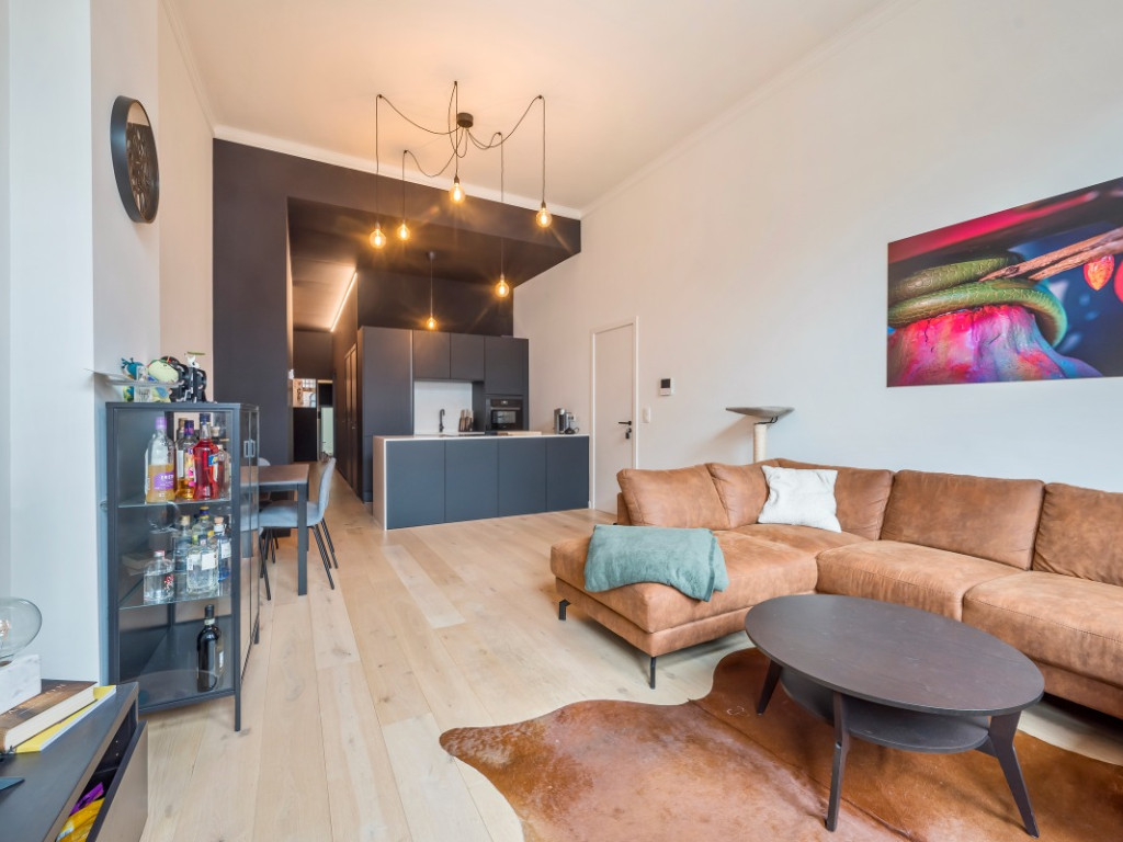 Oeverstraat - 4 - C - 9140