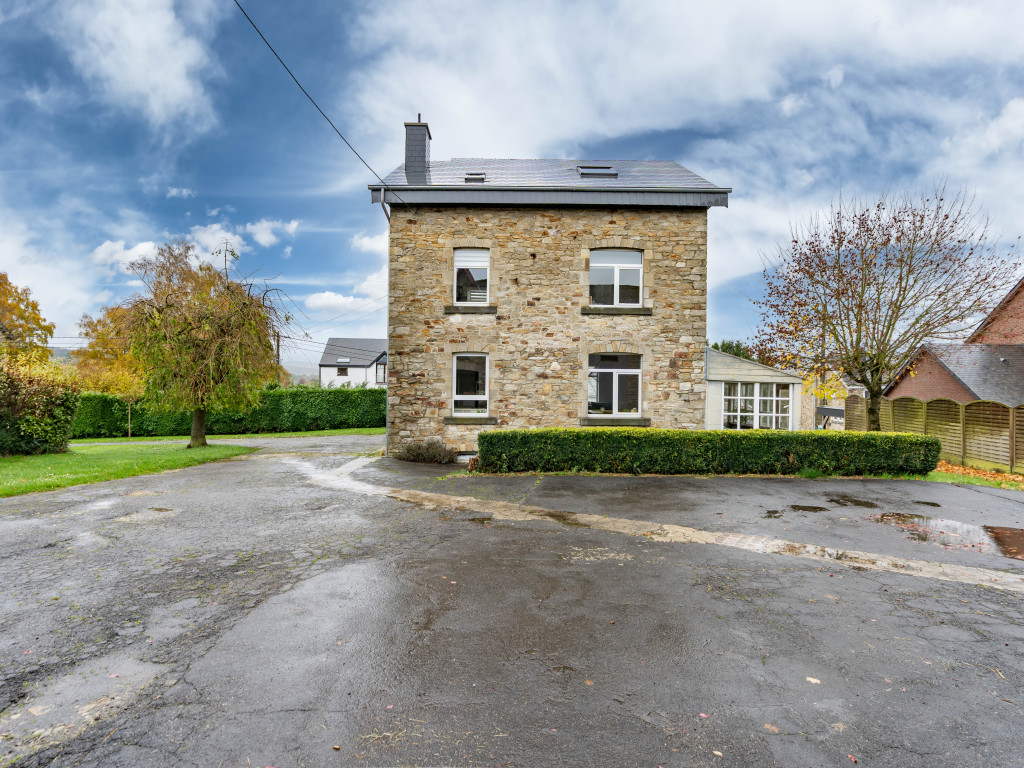 Rue du Vivier - 30 - - 6690